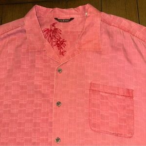 Tommy Bahama Mens XXL Salmon Coral 100% Silk Short Sleeve Button Up Casual Beach